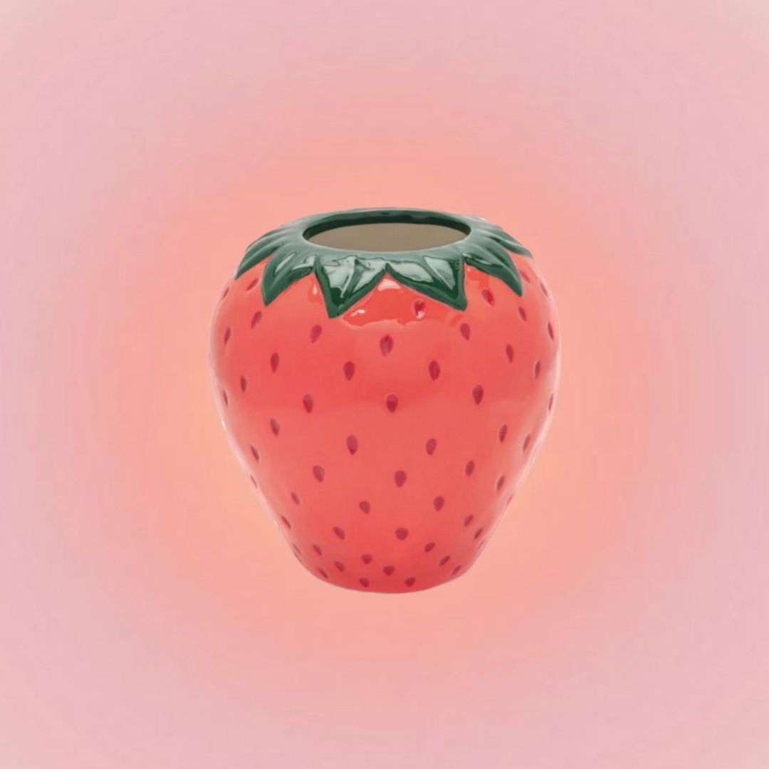 Strawberry Vase Ban.do